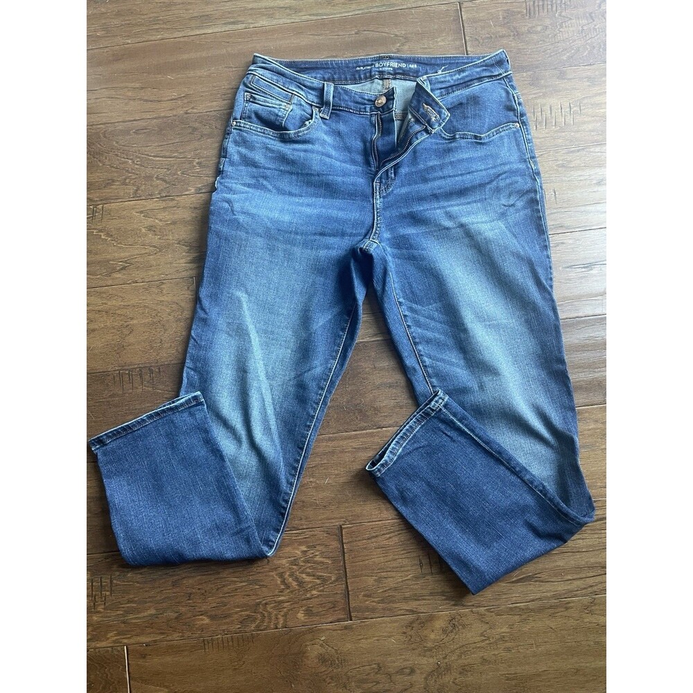 Chico’s Platinum Boyfriend Jeans Size 0.5R Medium Wash Stretch Denim Regular Fit